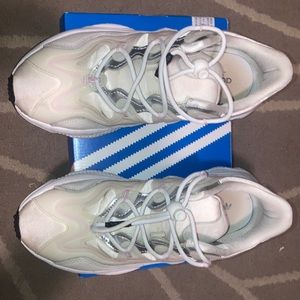 Adidas women’s sneakers